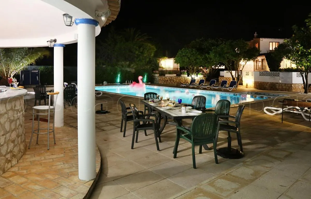 Casa Beachcomber Le Jardin Des Arts Lagos