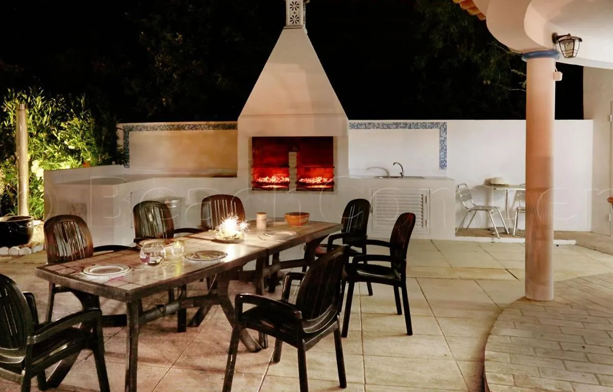 Casa Beachcomber Le Jardin Des Arts Lagos Apartment
