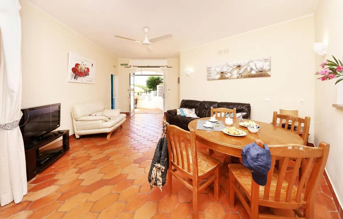 Casa Beachcomber Le Jardin Des Arts Lagos 0*,  Portugal